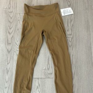 NWT Lululemon Athletica 25" Leggings Size 6